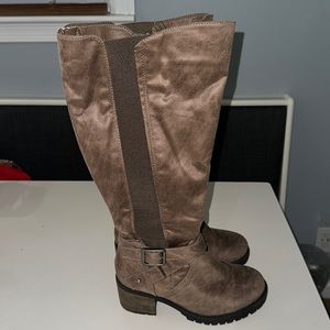 Torrid Moto taupe boot size 8W